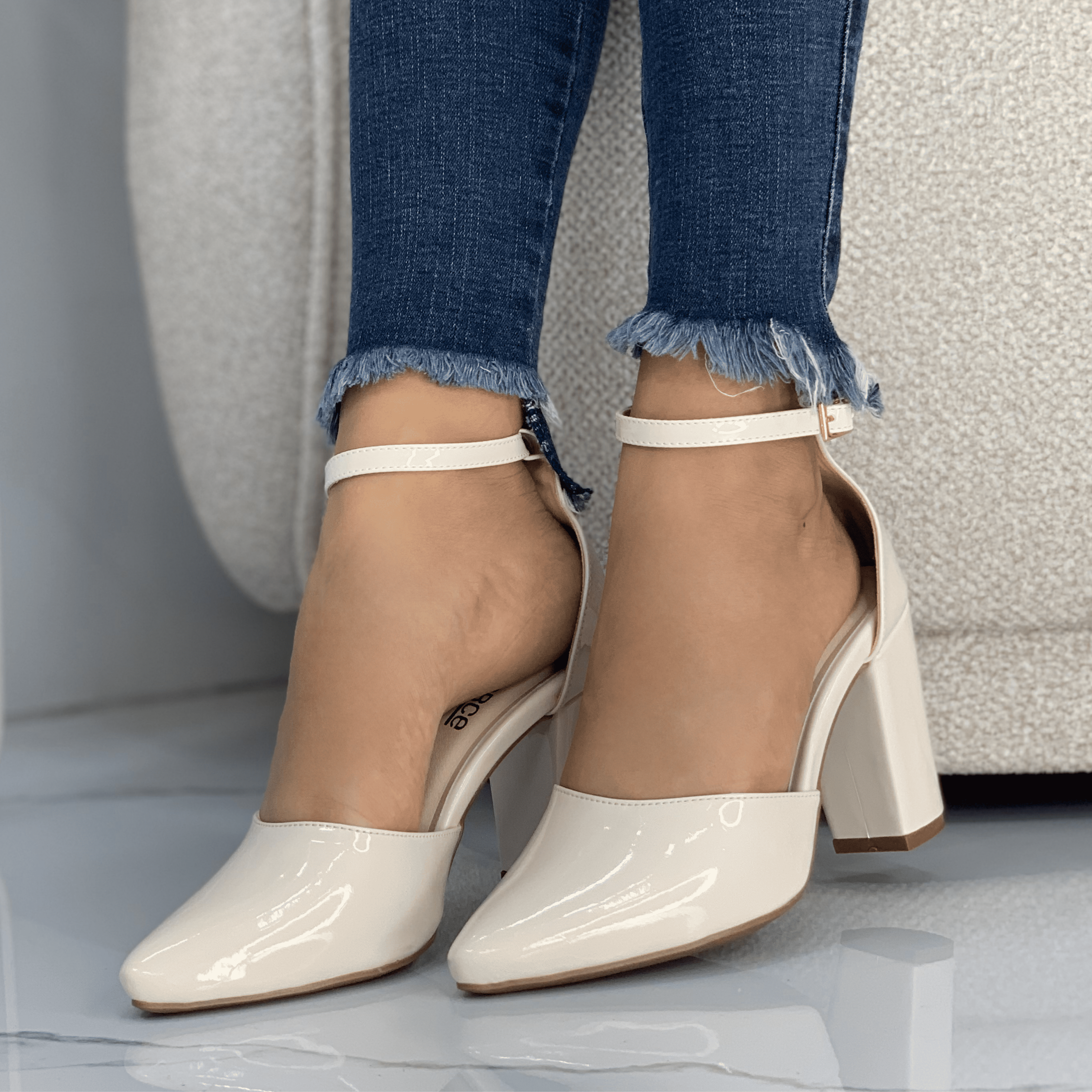 Tacon Alto Estilo 2705