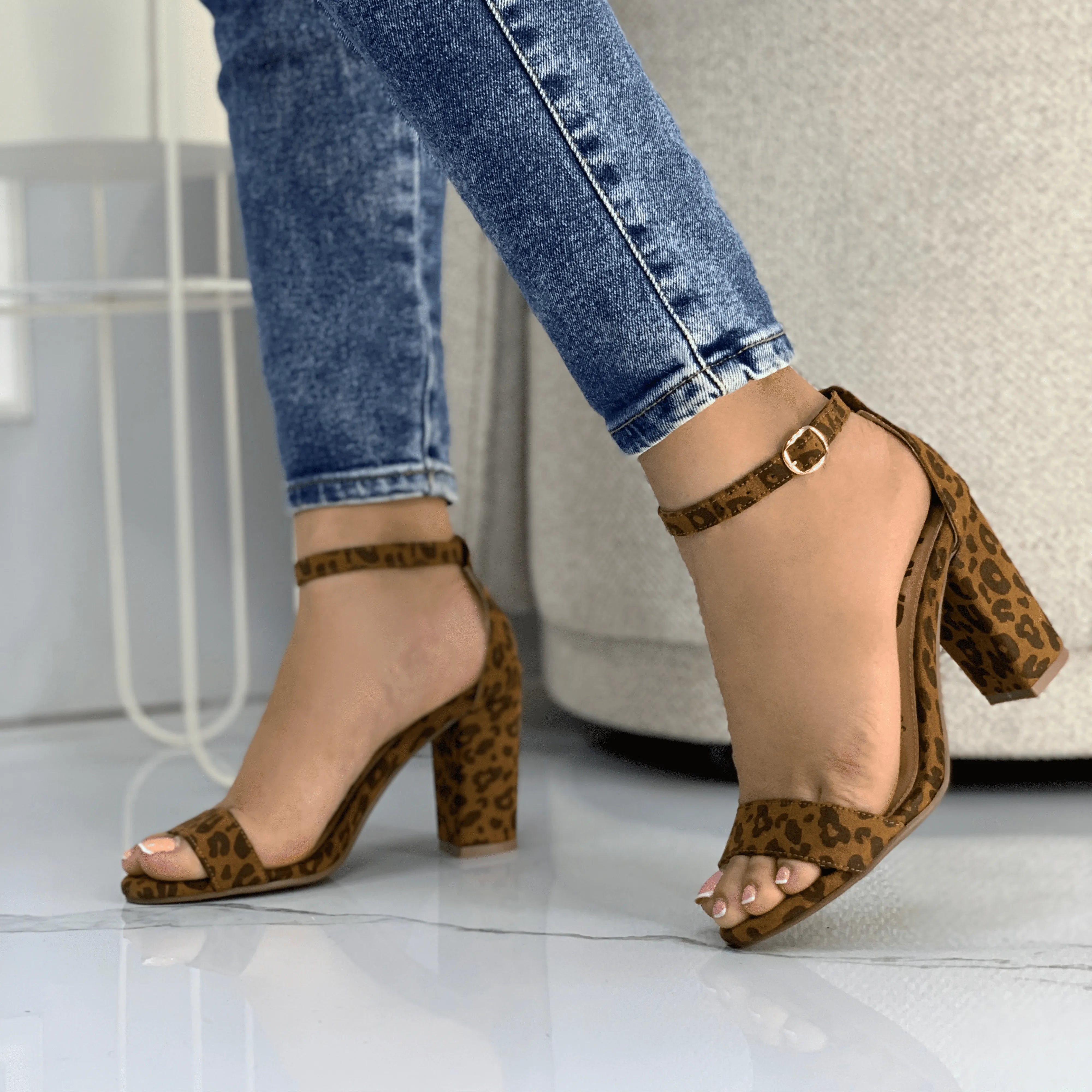 Tacon Alto Estilo 4401