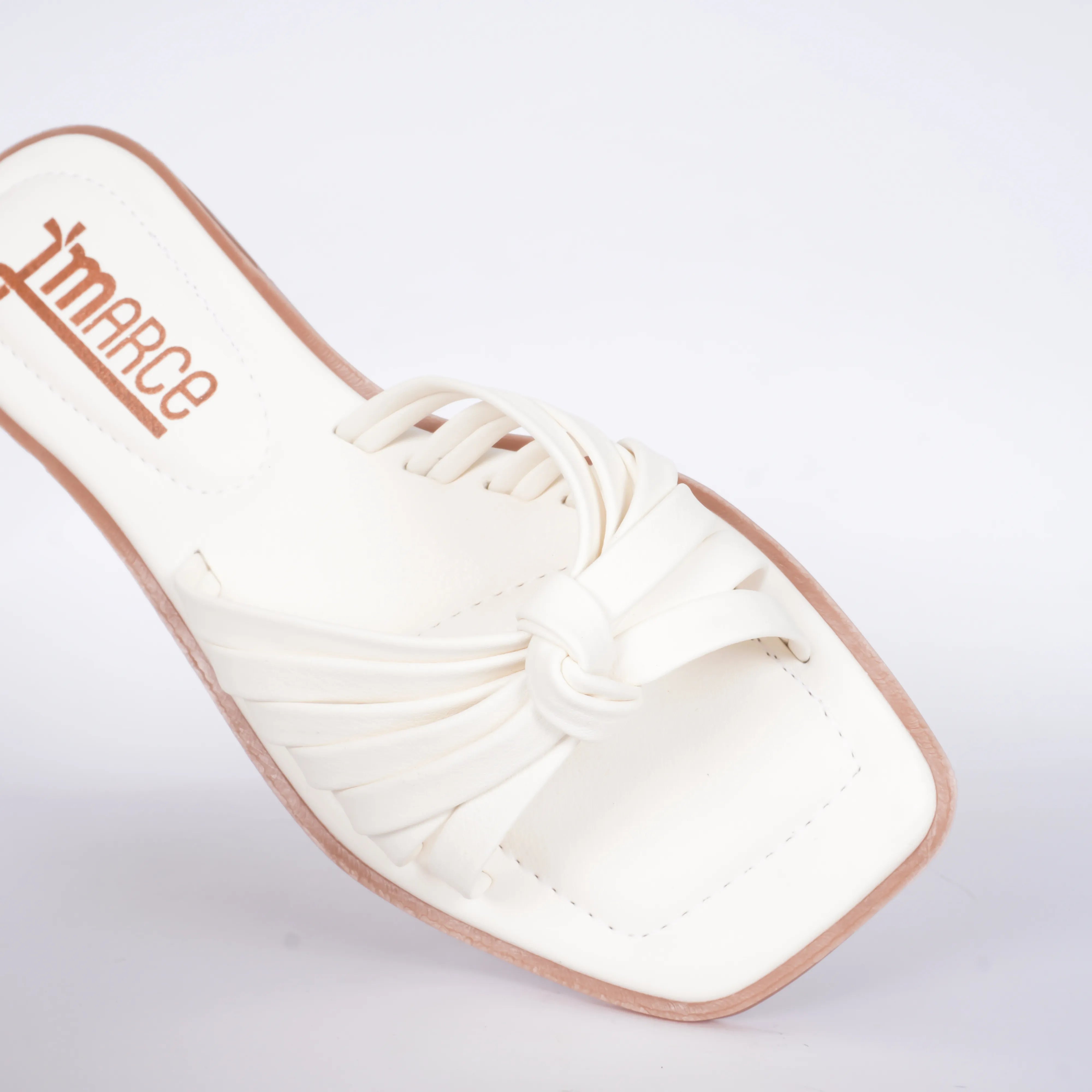 Sandalia Plana Livenna 6200